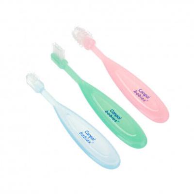 Canpol babies Baby Toothbrush Trainer Set Geschenkset Massagebürste 1 St. + Gummibürste zur Reinigung der ersten Zähne 1 St. + Zahnbürste 1 St.