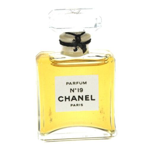 Parfum Chanel N°19 Recharge 7,5 ml boîte endommagée